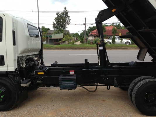 ขาย 6 ล้อ ดั้มพ์ ISUZU NPR150  ปี 55 แลกเปลี่ยนรถทุกชนิด