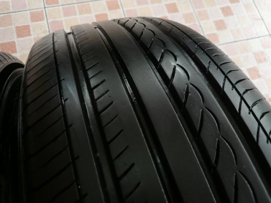 ขายยาง YOKOHAMA dB-----215-60-16-----ปี11 งามๆ (1ชุด)