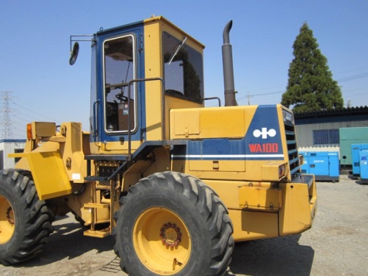 KOMATSU
