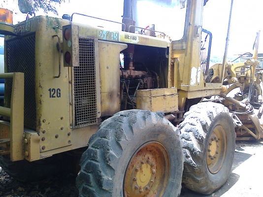 รถเกรด12G 61M07450 ขายตามสภาพ เล่มทะเบียนพร้อม ภาษีไม่ขาด..