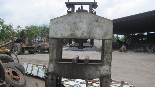 ขายแท่นอัด กำลังอัดสูงสุด 100 ตัน (ใหญ่)