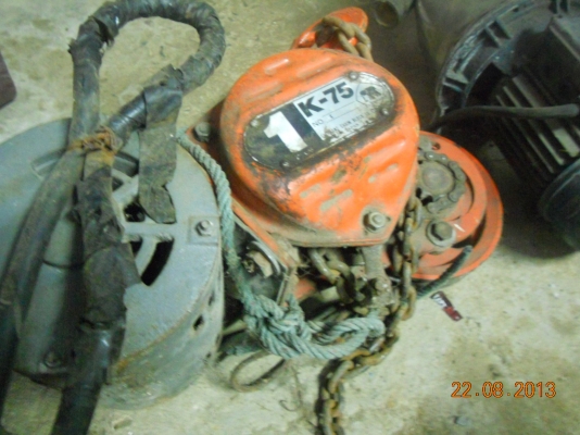 รอก1ตัน ของญี่ปุ่นตราช้าง ติดตั้งเป็นระบบไฟฟ้าขับด้วยมอเตอร์ พร้อมใช้ได้เลย รอก1ตัน ของญี่ปุ่นตราช้าง ติดตั้งเป็นระบบไฟฟ้าขับด้วยมอเตอร์ พร้อมใช้ได้เลย