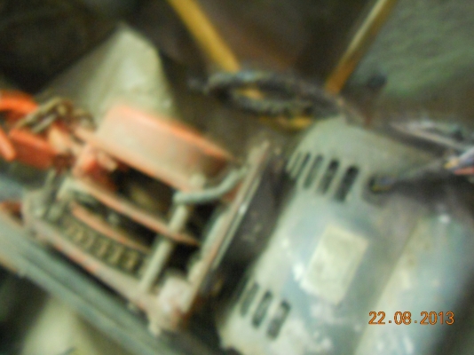 รอก1ตัน ของญี่ปุ่นตราช้าง ติดตั้งเป็นระบบไฟฟ้าขับด้วยมอเตอร์ พร้อมใช้ได้เลย รอก1ตัน ของญี่ปุ่นตราช้าง ติดตั้งเป็นระบบไฟฟ้าขับด้วยมอเตอร์ พร้อมใช้ได้เลย