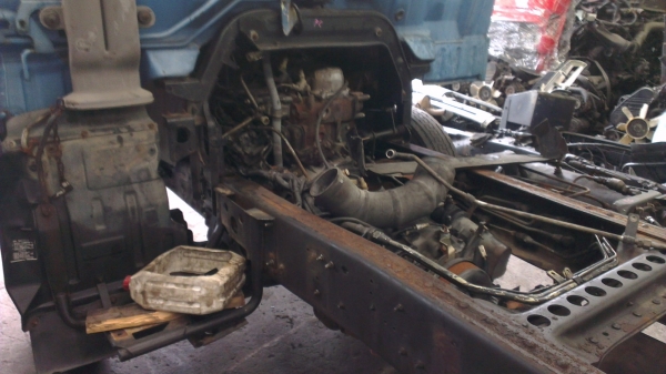 Hino KM ซุบเปอร์เสี่ย 195แรง เบรคจิฟฟี่ ช่วงสั้น พอดีทำรถดั้ม Hino KM ซุบเปอร์เสี่ย 195แรง เบรคจิฟฟี่ ช่วงสั้น พอดีทำรถดั้ม