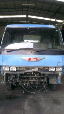 Hino KM ซุบเปอร์เสี่ย 195แรง เบรคจิฟฟี่ ช่วงสั้น พอดีทำรถดั้ม Hino KM ซุบเปอร์เสี่ย 195แรง เบรคจิฟฟี่ ช่วงสั้น พอดีทำรถดั้ม