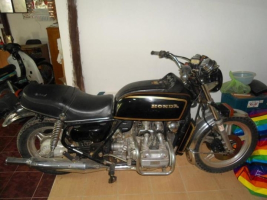 ขาย Honda GL1000 เดิม ๆ ขาย Honda GL1000 เดิม ๆ
