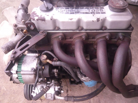 ขายเครื่องยนต์ดีเซล NISSAN TD25 สวยๆไม่แพง