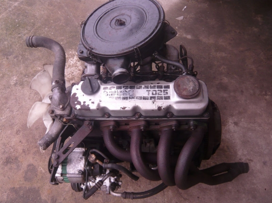 ขายเครื่องยนต์ดีเซล NISSAN TD25 สวยๆไม่แพง