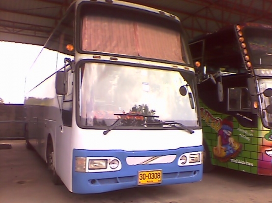 รถเเหนบอีซุซุ260แอร์เเขวนเครืองท้าย450000ทรงวอลโวเชิดชัยทะเบียนพร้อมโอนครับเหม่าหมด3คันจัดไปคัรับ1,300,000