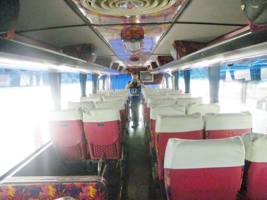 รถเเหนบอีซุซุ260แอร์เเขวนเครืองท้าย450000ทรงวอลโวเชิดชัยทะเบียนพร้อมโอนครับเหม่าหมด3คันจัดไปคัรับ1,300,000