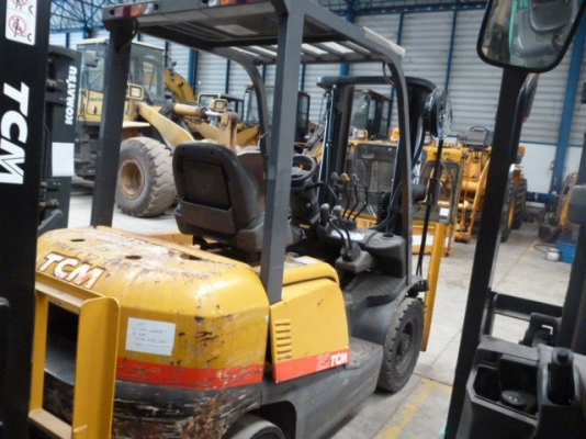 ขายรถฟอร์คลิฟท์มือสอง TCM 2.5 T เกียร์ธรรมดา ราคาถูก สนใจโทร 083 081 2889