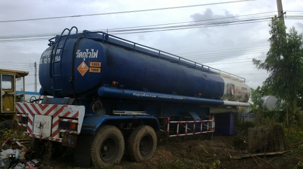 ขายห้างลากน้ำมัน ขนาด 35000 ลิตร พร้อมหัวจ่าย