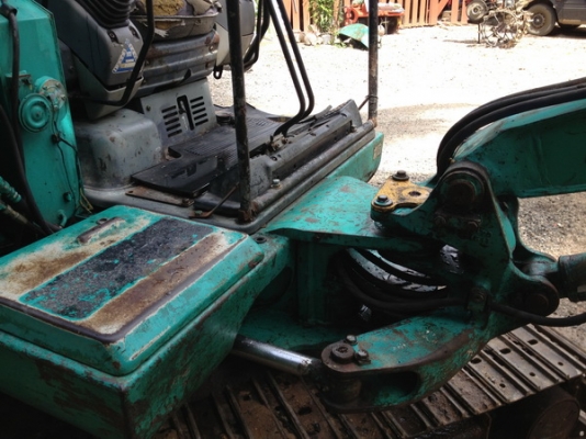 ขายรถขุด แมคโครเล็ก KOMATSU PC30-7 สภาพพร้อมใช้ราคาเบาๆ ขายรถขุด แมคโครเล็ก KOMATSU PC30-7 สภาพพร้อมใช้ราคาเบาๆ