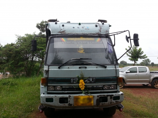 ISUZU FTR คุณสันต์ จังหวัดภูเก็ต มัดจำมาแล้วค่ะ 50,000 บาท รอจัดไฟแนนซ์ค่ะ