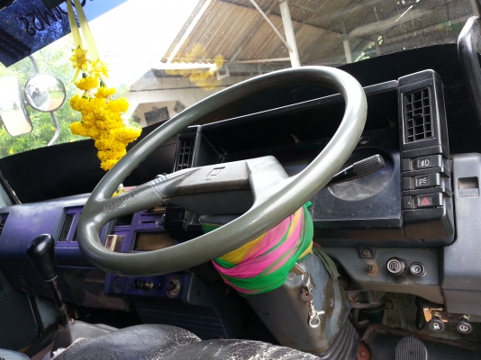 ISUZU FTR คุณสันต์ จังหวัดภูเก็ต มัดจำมาแล้วค่ะ 50,000 บาท รอจัดไฟแนนซ์ค่ะ