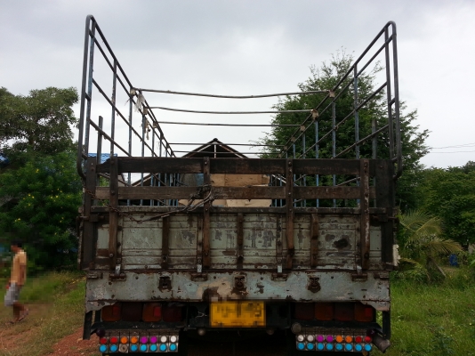 ISUZU FTR คุณสันต์ จังหวัดภูเก็ต มัดจำมาแล้วค่ะ 50,000 บาท รอจัดไฟแนนซ์ค่ะ