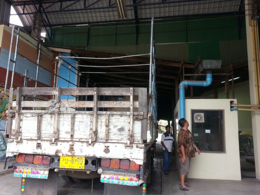 ISUZU FTR คุณสันต์ จังหวัดภูเก็ต มัดจำมาแล้วค่ะ 50,000 บาท รอจัดไฟแนนซ์ค่ะ