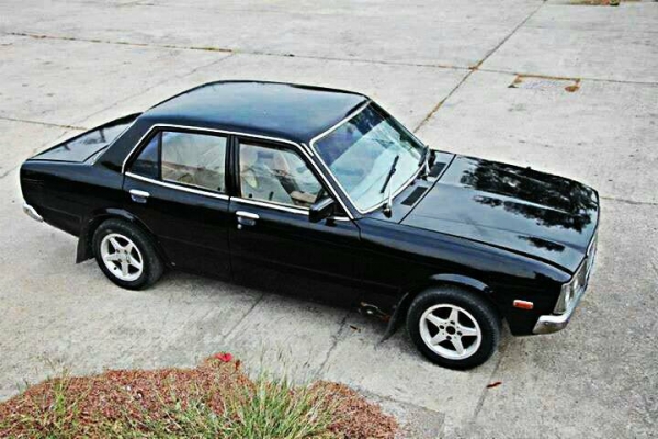 โตโยต้า RT100  เครื่องดี ขับไกลสบายมาก พร้อมโอน   ขายถูก