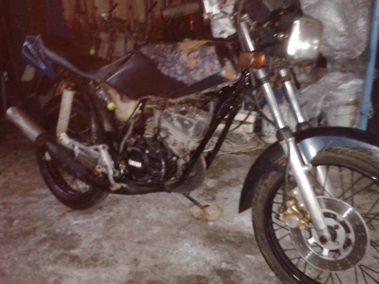 ขายYAMAHA   RXZ  ขี่ได้เครื่องดีมีทะเบียน 5000