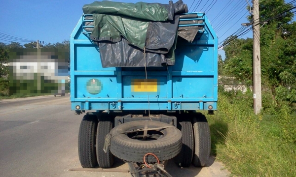 HINO SH พร้อมหางกระบะเปลือย CIMC