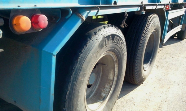 HINO SH พร้อมหางกระบะเปลือย CIMC