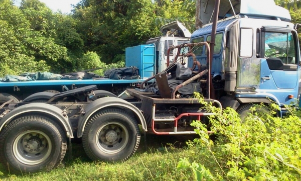 HINO SH พร้อมหางกระบะเปลือย CIMC