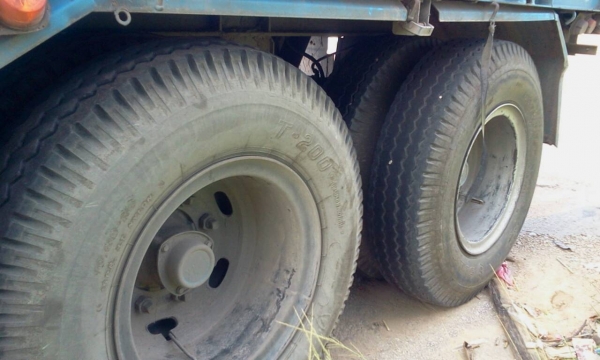 HINO SH พร้อมหางกระบะเปลือย CIMC