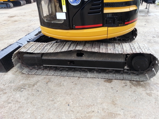 ขายด่วน..รถแบคโฮ CAT 308 B รถสวยแท้ เก่านอก พร้อมใช้งานใช้งานได้ดี มีใบอินวอยล์ จัดไฟแน๊นซ์ได้ สบาย ๆ ราคาต่อรองได้ครับ