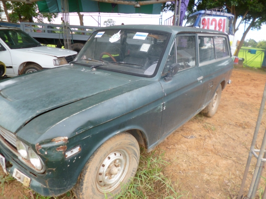 ขายดัสสัน 520 แวน สภาพพร้อมใช้งาน เอกสารพร้อมโอน