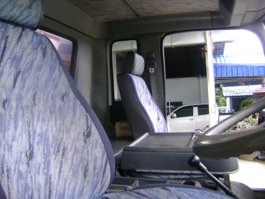 ขายรถ 6 ล้อ ฮีโน่ FD เครื่องดี คัชชีสวย กระจกไฟฟ้า แอร์เย็น เพาวเวอร์ กระบะยาว 6.10 เมตร เครื่อง HO6C สภาพพร้อมใช้งาน เอาไปวิ่งงานได้เลย  ปี96