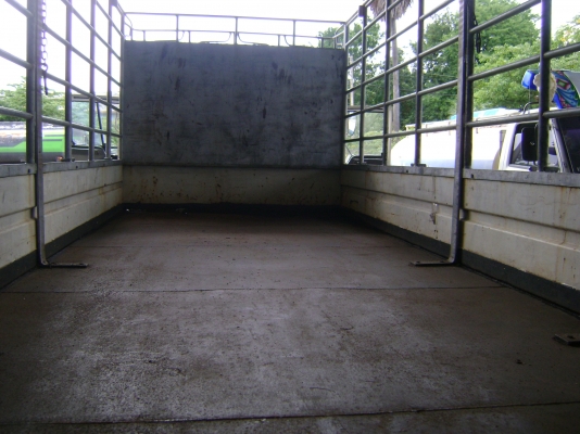 ขายรถ 6 ล้อ ฮีโน่ FD เครื่องดี คัชชีสวย กระจกไฟฟ้า แอร์เย็น เพาวเวอร์ กระบะยาว 6.10 เมตร เครื่อง HO6C สภาพพร้อมใช้งาน เอาไปวิ่งงานได้เลย  ปี96