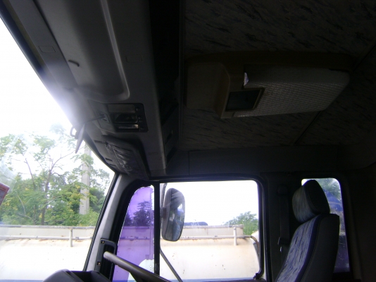 ขายรถ 6 ล้อ ฮีโน่ FD เครื่องดี คัชชีสวย กระจกไฟฟ้า แอร์เย็น เพาวเวอร์ กระบะยาว 6.10 เมตร เครื่อง HO6C สภาพพร้อมใช้งาน เอาไปวิ่งงานได้เลย  ปี96