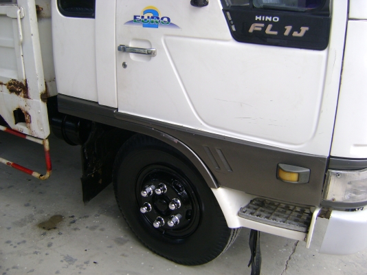 ขายรถ 6 ล้อ ฮีโน่ FD เครื่องดี คัชชีสวย กระจกไฟฟ้า แอร์เย็น เพาวเวอร์ กระบะยาว 6.10 เมตร เครื่อง HO6C สภาพพร้อมใช้งาน เอาไปวิ่งงานได้เลย  ปี96