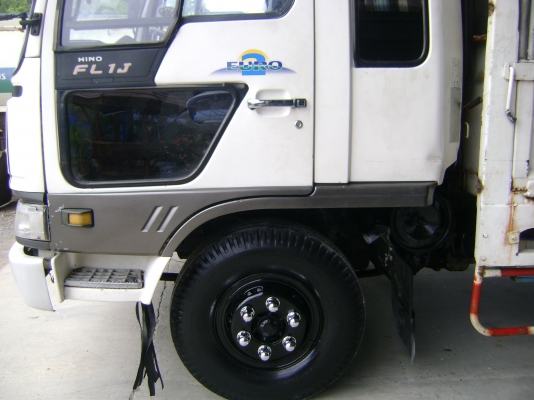 ขายรถ 6 ล้อ ฮีโน่ FD เครื่องดี คัชชีสวย กระจกไฟฟ้า แอร์เย็น เพาวเวอร์ กระบะยาว 6.10 เมตร เครื่อง HO6C สภาพพร้อมใช้งาน เอาไปวิ่งงานได้เลย  ปี96