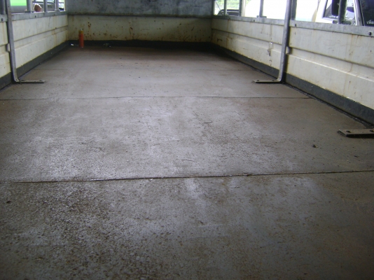 ขายรถ 6 ล้อ ฮีโน่ FD เครื่องดี คัชชีสวย กระจกไฟฟ้า แอร์เย็น เพาวเวอร์ กระบะยาว 6.10 เมตร เครื่อง HO6C สภาพพร้อมใช้งาน เอาไปวิ่งงานได้เลย  ปี96