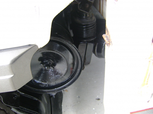 ขายรถ 6 ล้อ ฮีโน่ FD เครื่องดี คัชชีสวย กระจกไฟฟ้า แอร์เย็น เพาวเวอร์ กระบะยาว 6.10 เมตร เครื่อง HO6C สภาพพร้อมใช้งาน เอาไปวิ่งงานได้เลย  ปี96