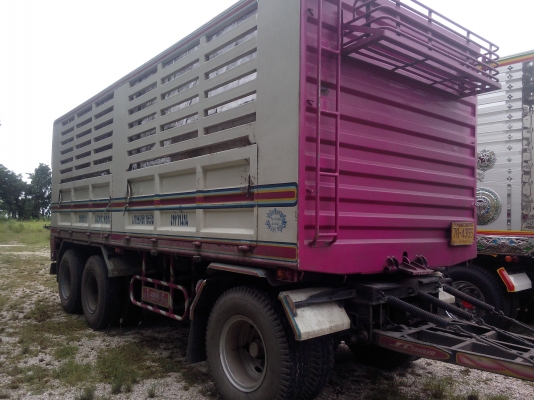 ขายด่วนรถอีซุซุ 360ปี52/53แม่สิบล้อลูกสามเพลา