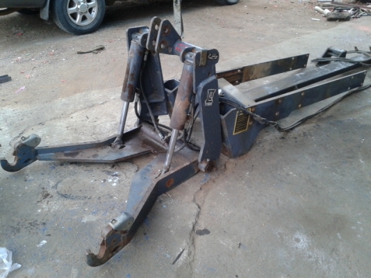 คานยกหน้า จากนอกใส่FORD7840 8240ค 8340 6640 7740 ตระกูล40ทั้งหมด ตระกูลTS