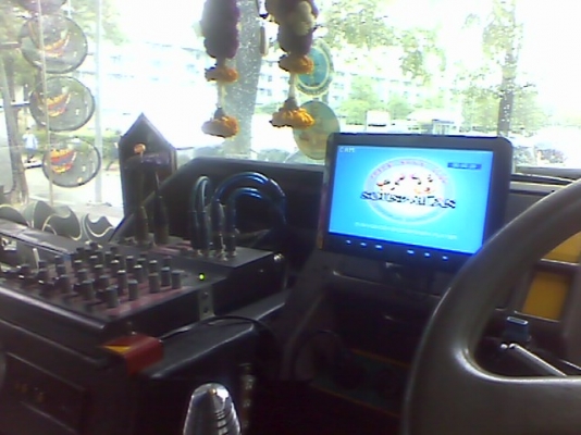 บัสพัดลมคัสซีเบนซ์เครืองฮีโนep100คานzmเบรคเเห้งล้อแม็กยางใหม่1330000มีให้เลื่อก5คันราคา8เเสนถึง1.3ล้าน้เอ