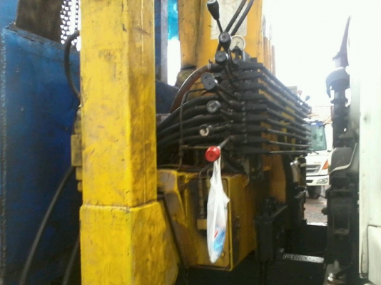 ขายรถบรรทุกติดเครน6ตัน5ปอก4ชัก ISUZU DECA 195 แรงกระบะยาว6เมตรกว่า เครื่องอ่อน คัสชีส์สวย ยางได้2เส้นหน้าครับ