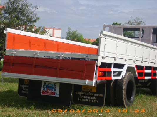 ขาย6ล้อมือสอง สภาพสวย พร้อมใช้ ยาว4.3 ม. เครื่อง ISUZU 110แรงม้า เอกสารครบพร้อมโอน