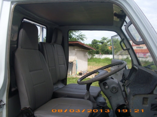 ขาย6ล้อมือสอง สภาพสวย พร้อมใช้ ยาว4.3 ม. เครื่อง ISUZU 110แรงม้า เอกสารครบพร้อมโอน