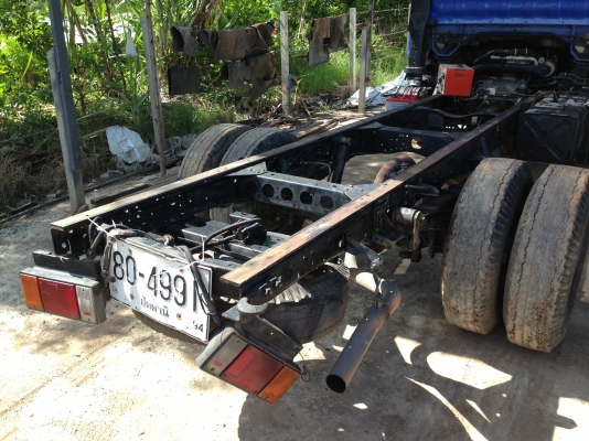 6ล้ออีซูซุNPR/130HPยาว4.30ม 6ล้ออีซูซุNPR/130HPยาว4.30ม