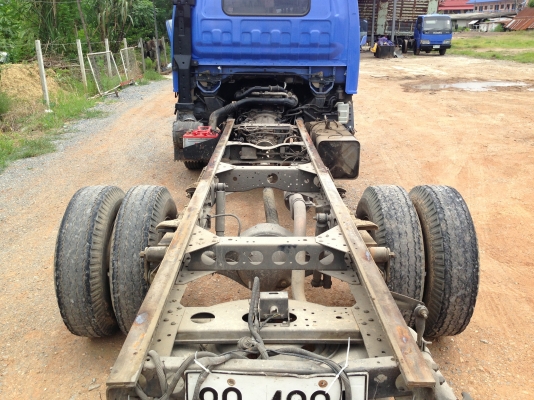 6ล้ออีซูซุNPR/130HPยาว4.30ม 6ล้ออีซูซุNPR/130HPยาว4.30ม