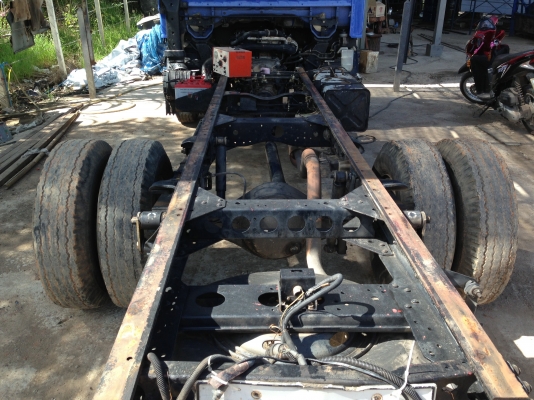 6ล้ออีซูซุNPR/130HPยาว4.30ม 6ล้ออีซูซุNPR/130HPยาว4.30ม