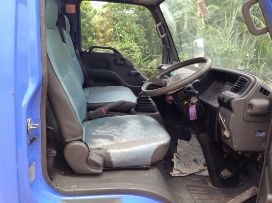 6ล้ออีซูซุNPR/130HPยาว4.30ม 6ล้ออีซูซุNPR/130HPยาว4.30ม