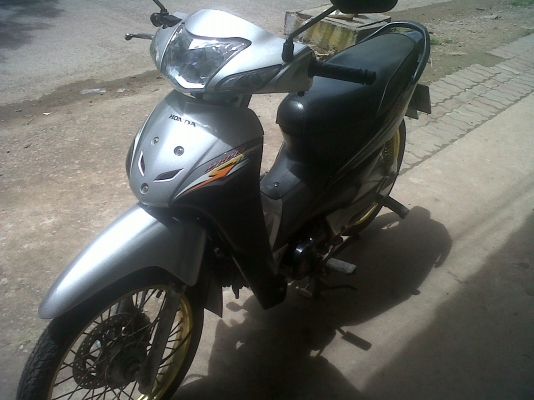 wave 100s ubox  ปี07กุญแจใหญ่ สภาพสวยไม่มีรอยล้ม