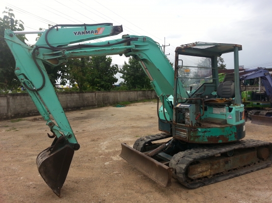 ขายรถแบคโฮYANMAR B5-2ของเก่าจากญี่ปุ่นสภาพรถ 95\% เอกสารอินวอย