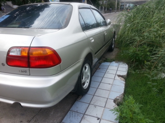 ขายHonda civic Exiตาโต ปี2000ตัวท๊อป