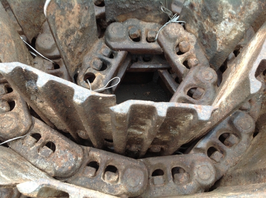 ขายแล้ว1คู่ โซ่พร้อมแผ่นแทรค ใส่แบคโฮตรงรุ่น KOMATSU200-5-6-7 (47ข้อลิ้งค์) ขายแล้ว1คู่ โซ่พร้อมแผ่นแทรค ใส่แบคโฮตรงรุ่น KOMATSU200-5-6-7 (47ข้อลิ้งค์)